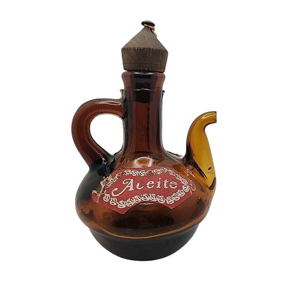 Vintage Aceite Miniature Amber Glass Pitcher Cork Stopper Gold Tone Chain Retro - Picture 3 of 10